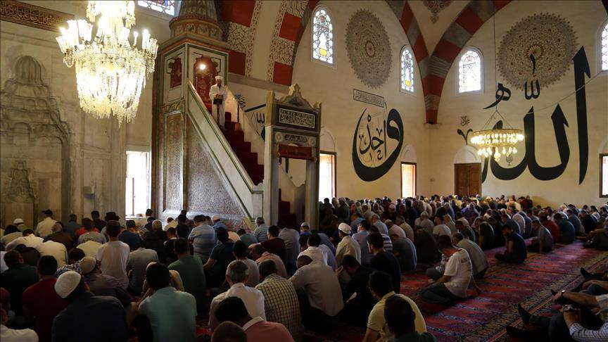 Diyanet haftanın Cuma hutbesini yayımladı! 24 Ekim 2025 Cuma Hutbesi’nde “Birlikte bereket, kardeşlikte rahmet vardır” mesajı 2